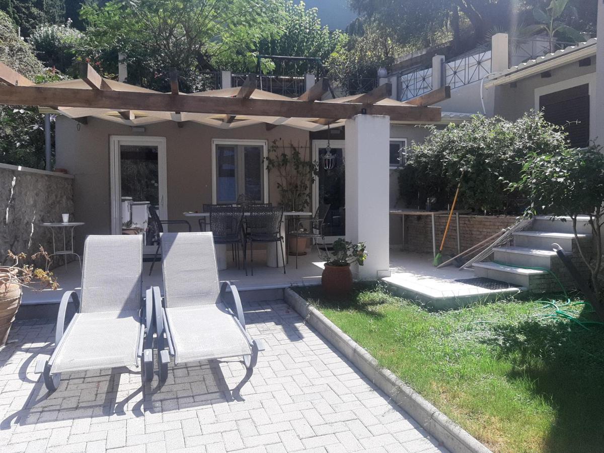 Green Rock - Gardens, Playground And Close To Beach! *