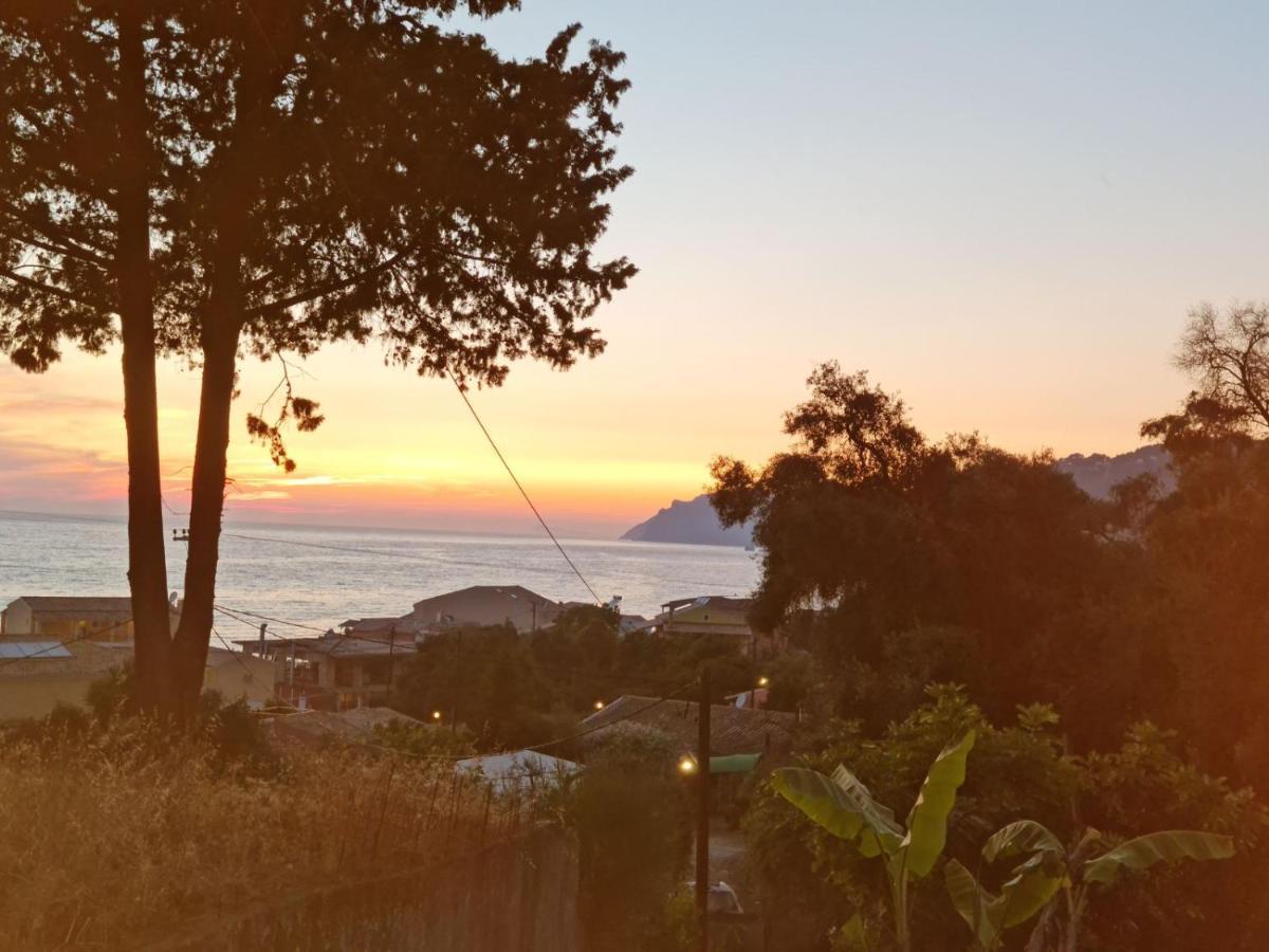 Green Rock - Gardens, Playground And Close To Beach! Villa